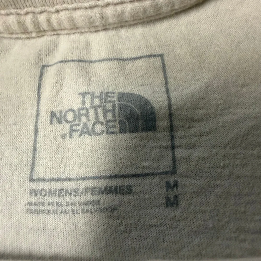 The North Face Womens Beige Grizzly Bear Graphic T-Shirt Size M Short Sleeve Tee - Picture 4 of 5